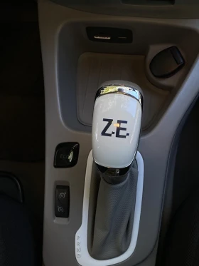 Renault Zoe 22 kW, снимка 14