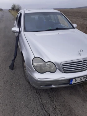  Mercedes-Benz C 200