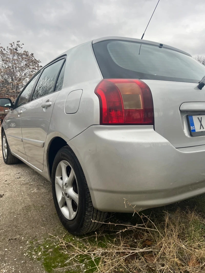 Toyota Corolla 2.0, снимка 10 - Автомобили и джипове - 48091368