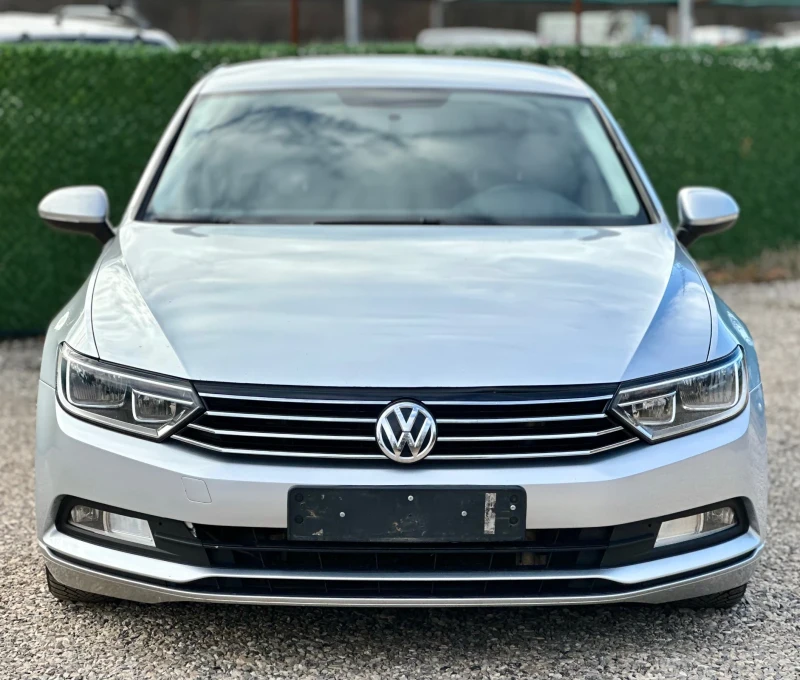 VW Passat 2.0TDi * DSG* NAVI* , снимка 2 - Автомобили и джипове - 49026684