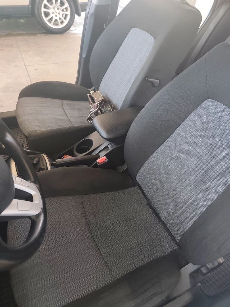 Kia Ceed, снимка 16 - Автомобили и джипове - 52326979