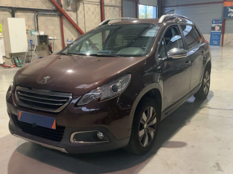 Peugeot 2008 1.2 VTi, 2015, 112000 км, снимка 5 - Автомобили и джипове - 52588294