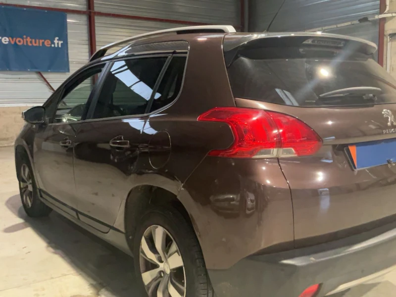 Peugeot 2008 1.2 VTi, 2015, 112000 км, снимка 3 - Автомобили и джипове - 52588294