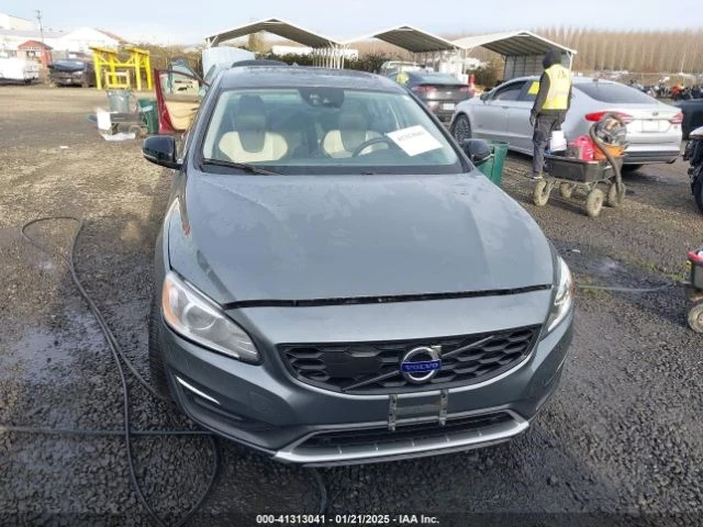 Volvo S60, снимка 3 - Автомобили и джипове - 49341040