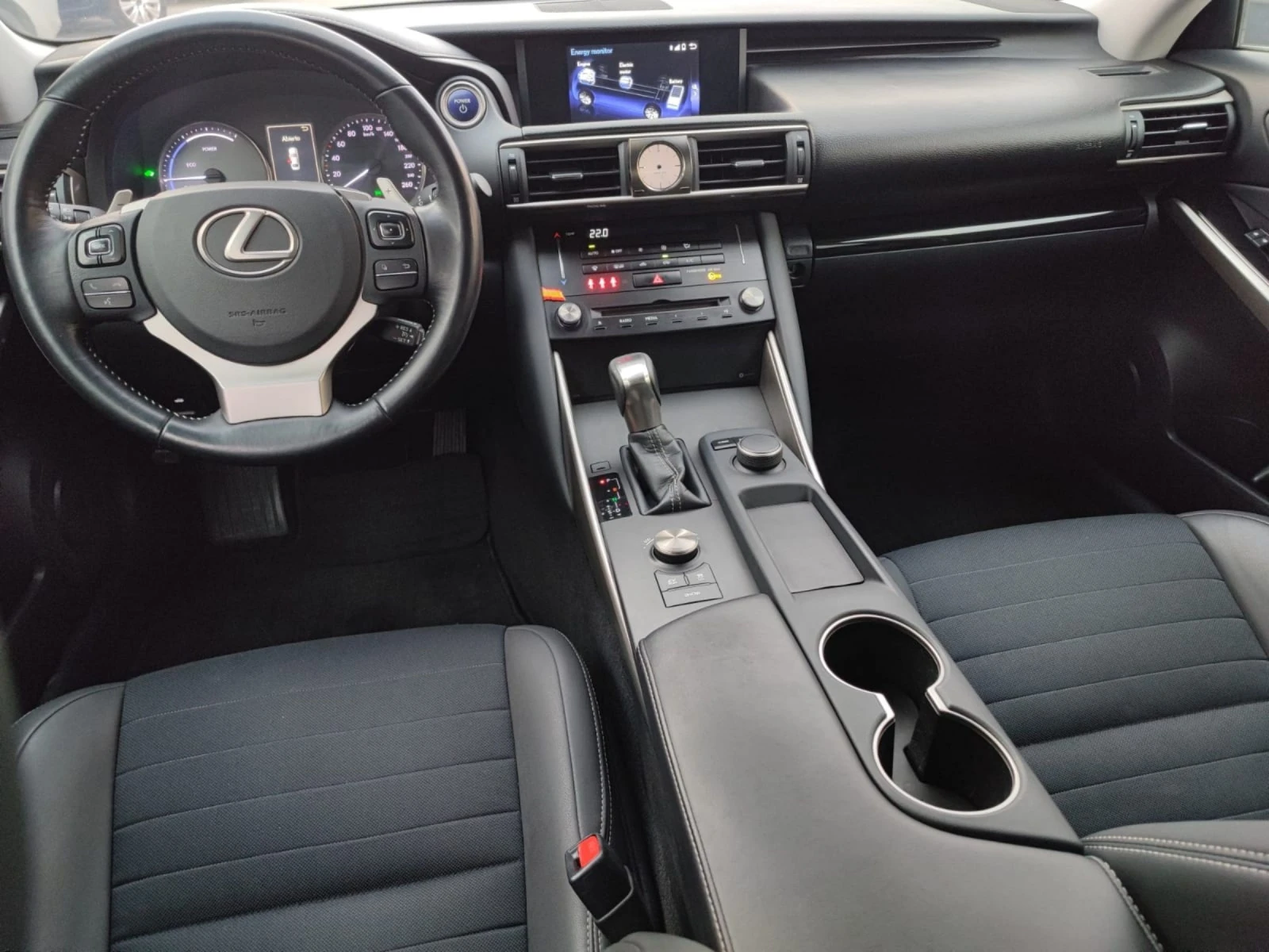 Lexus IS 300H FACELIFT* ГАРАНЦИЯ*  | Mobile.bg — изображение 14