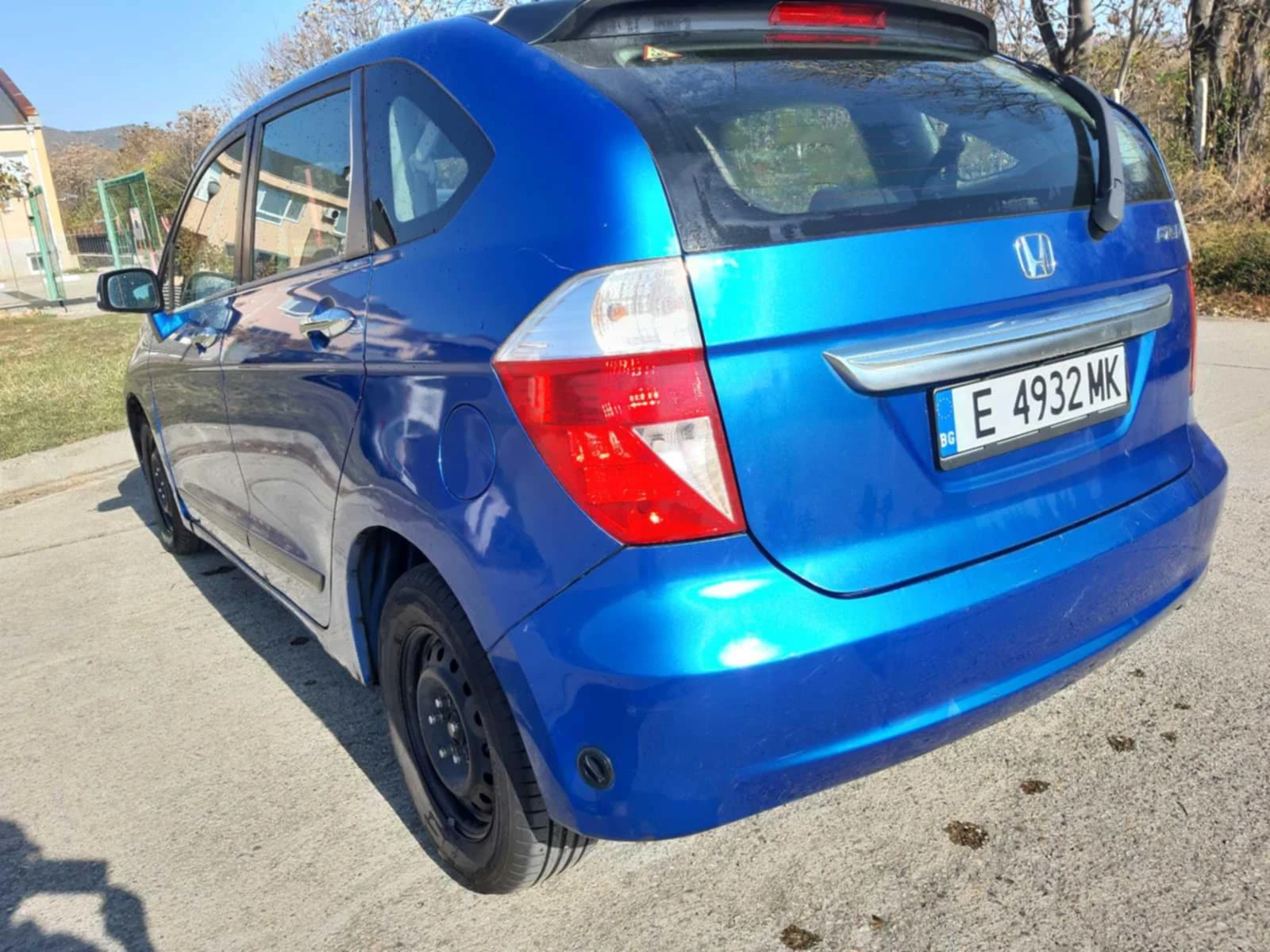 Honda Fr-v 1.7 i vtec Газ - изображение 3