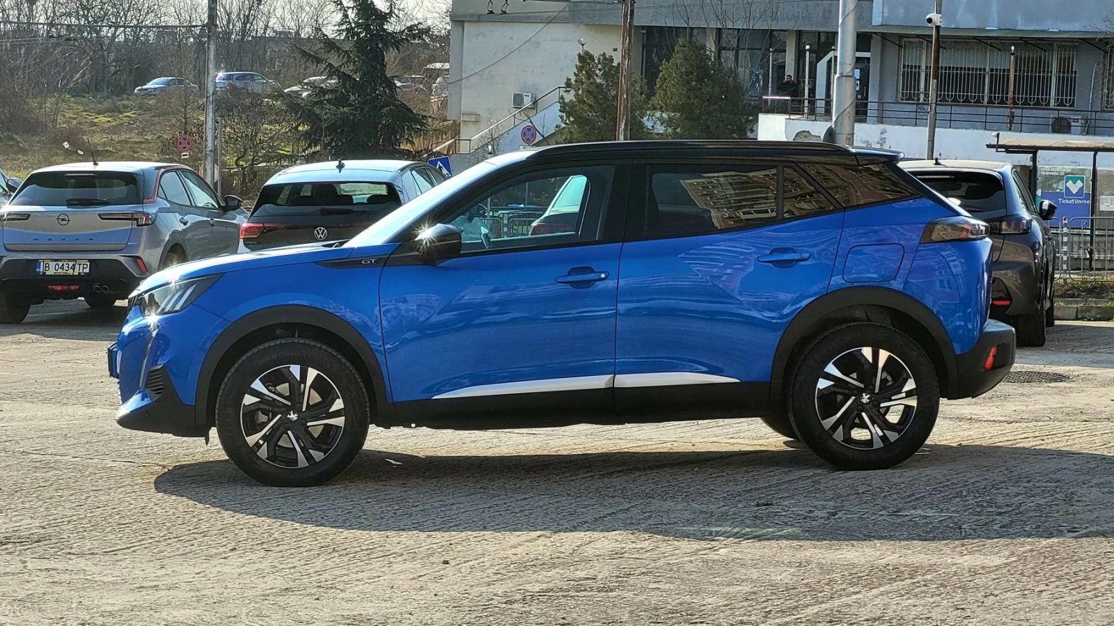 Peugeot 2008 BlueHDi 130 к.с. Ниво GT - изображение 7