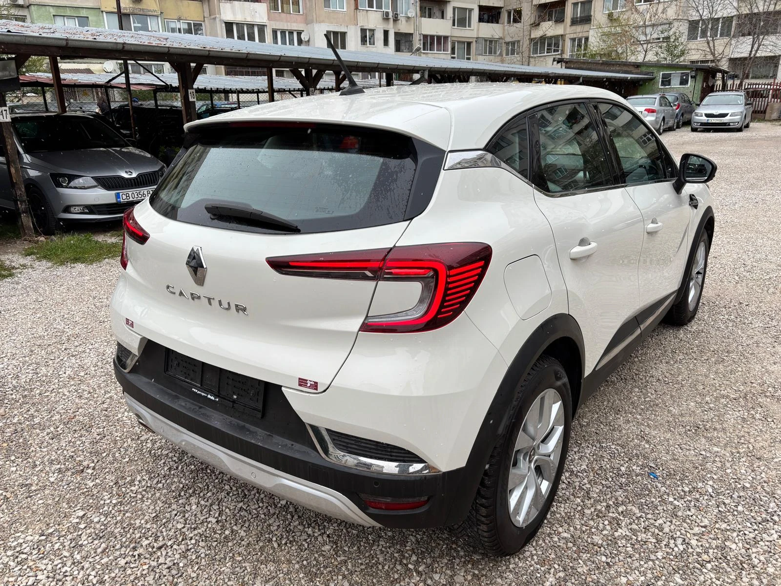 Renault Captur 1.3i16v-TCe Intens! - изображение 5