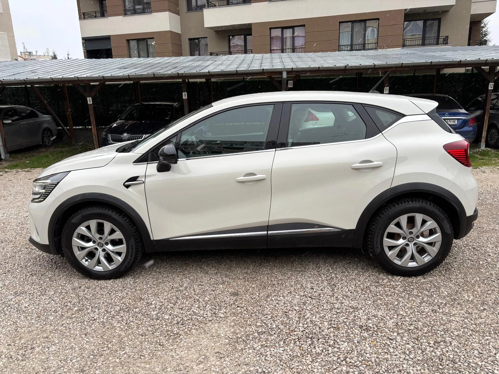 Renault Captur 1.3i16v-TCe Intens! - изображение 8