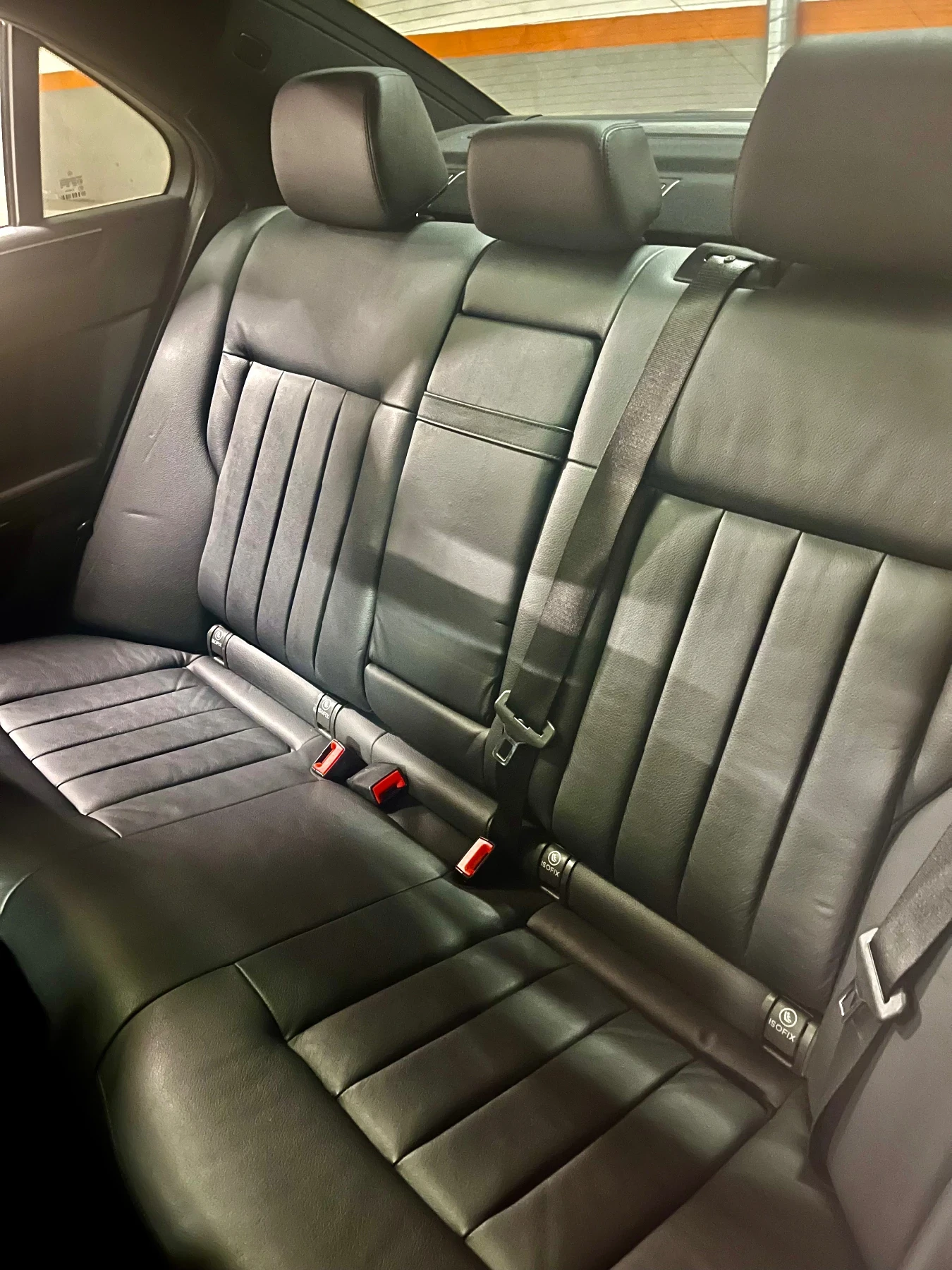 Mercedes-Benz E 500 388 к.с 4Matic - изображение 8