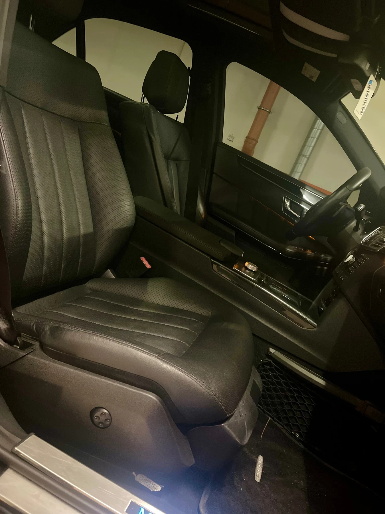 Mercedes-Benz E 500 388 к.с 4Matic - изображение 9