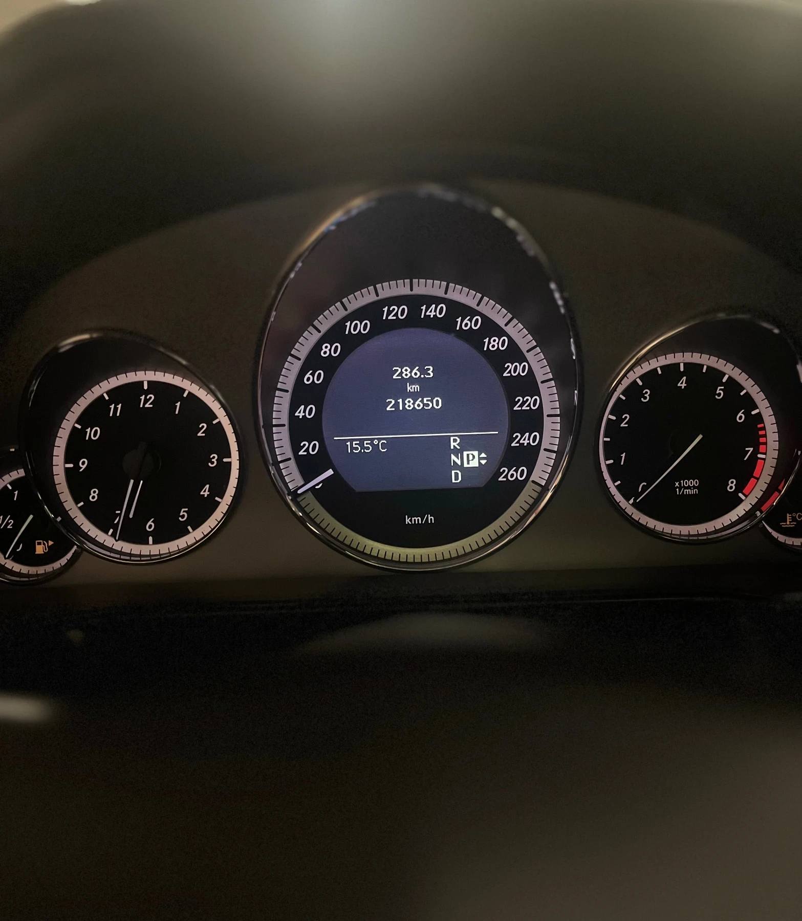 Mercedes-Benz E 500 388 к.с 4Matic - изображение 6