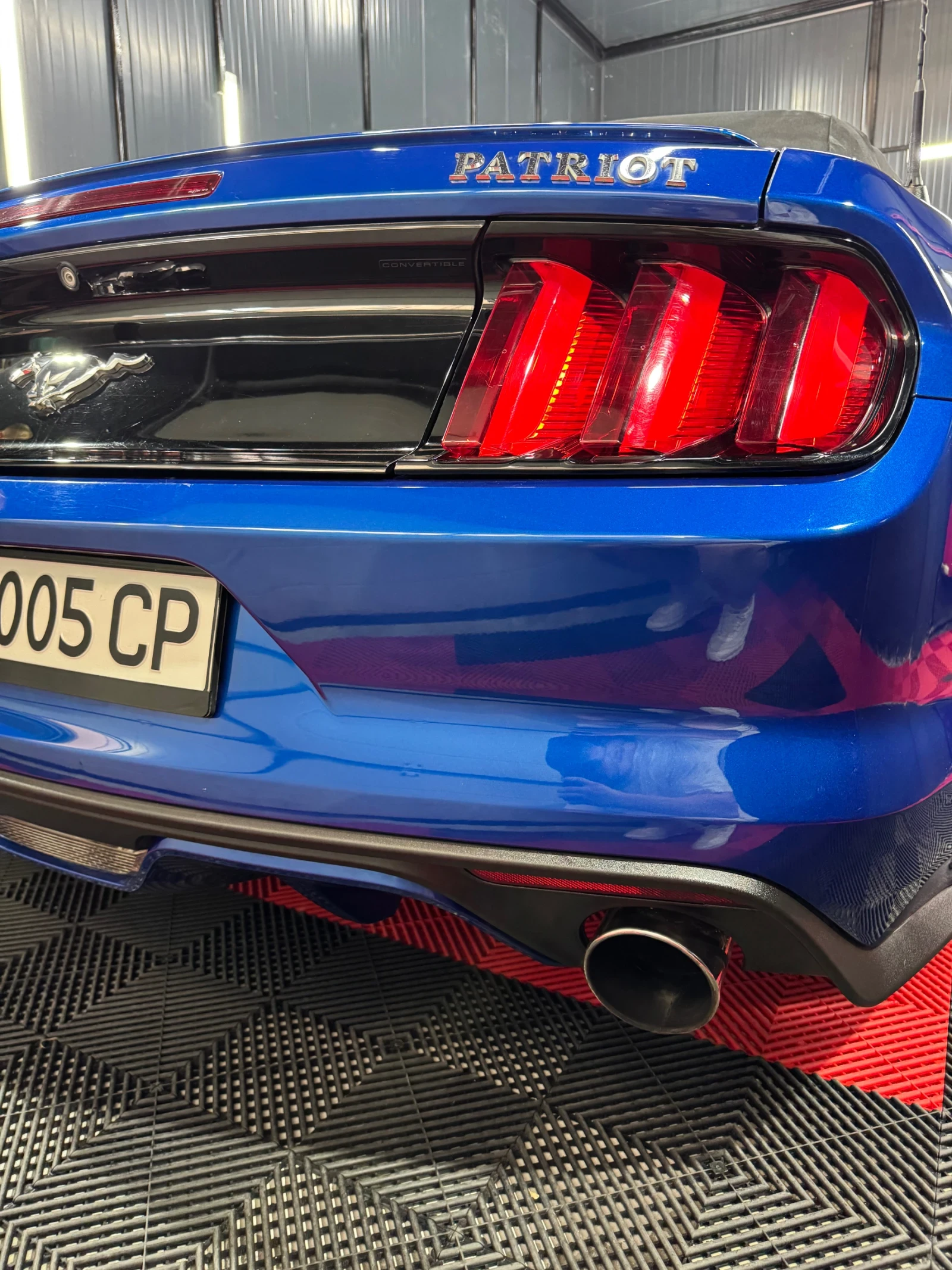 Ford Mustang 2.3 Ecoboost Premium - изображение 10