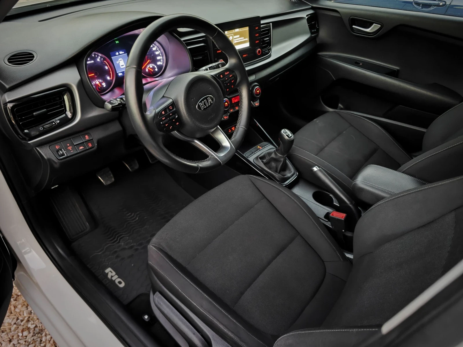 Kia Rio GT line* LED* Камера* FULL*  - изображение 10