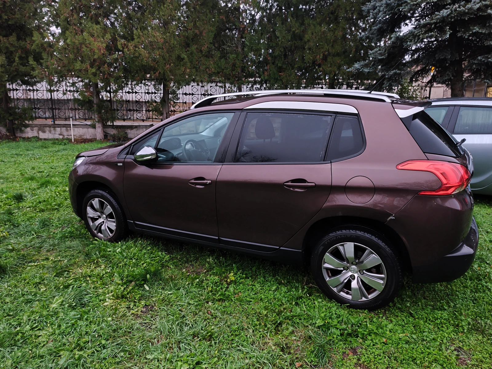 Peugeot 2008 1.2 VTi, 2015, 112000 км - изображение 2