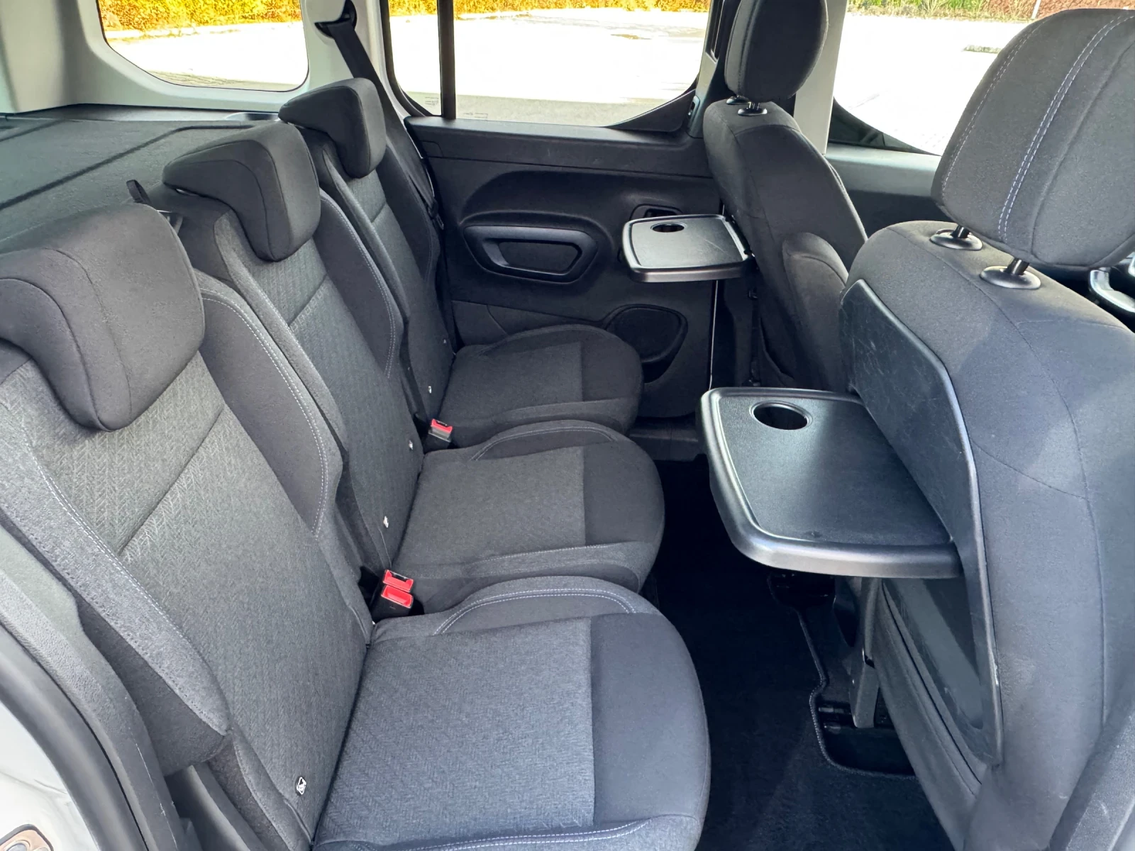 Peugeot Rifter  1.5 131k.c Blue-HDi Allure L2 | Mobile.bg   9