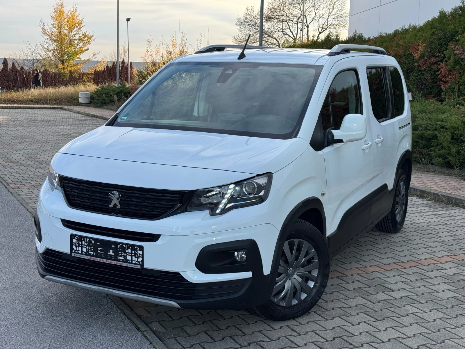 Peugeot Rifter  1.5 131k.c Blue-HDi Allure L2 | Mobile.bg   2