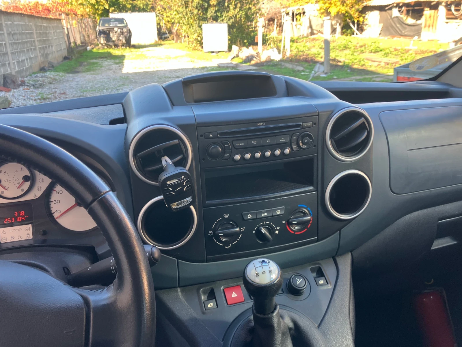 Peugeot Partner X Linia  | Mobile.bg   9