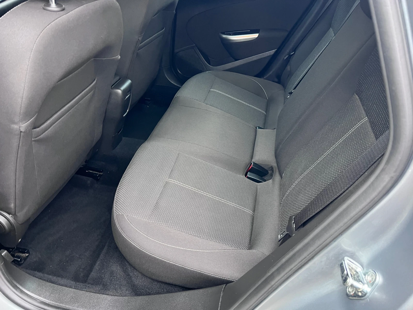 Opel Astra 2.0 dci Cosmo 120000km | Mobile.bg   10