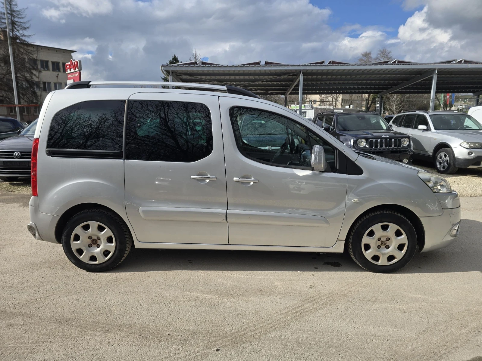 Peugeot Partner 1.6D 90к.с, снимка 8 - Автомобили и джипове - 54089235