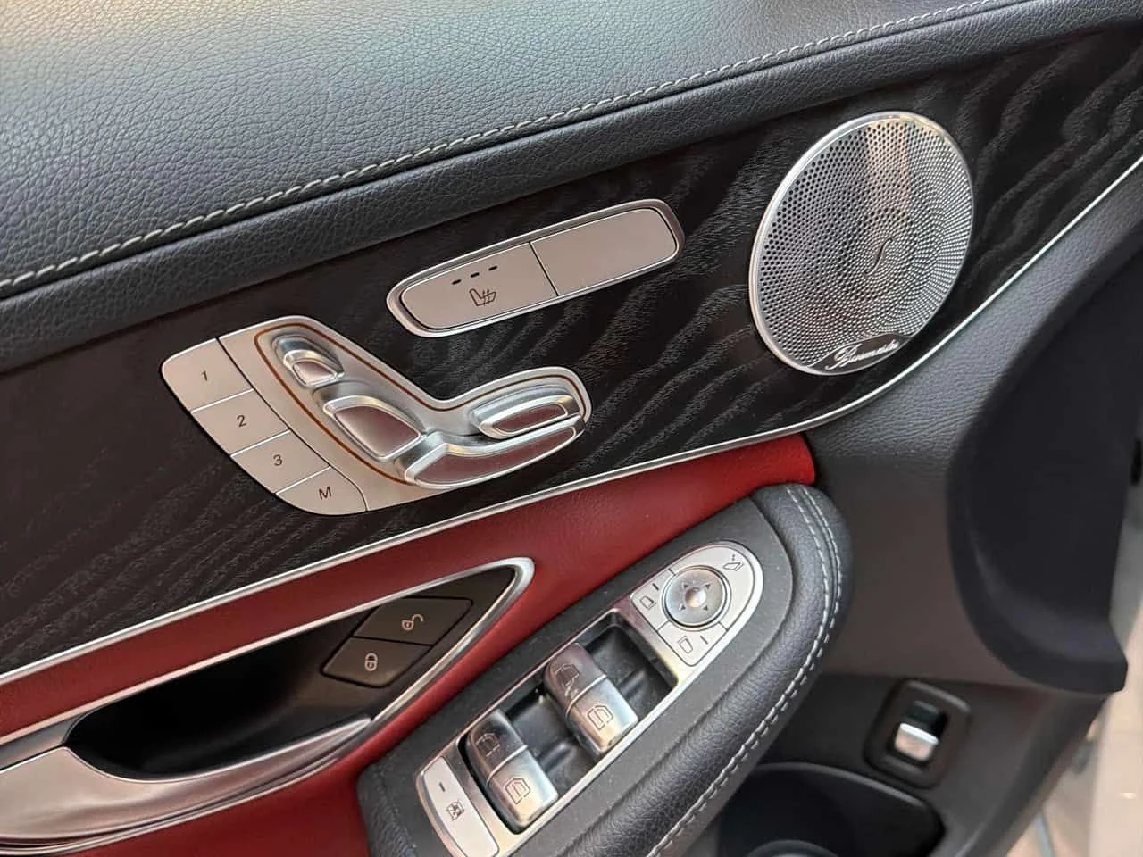 Mercedes-Benz C 43 AMG * 43 AMG * BURMASTER* ПАНОРАМА* ПОДГРЕВ* , снимка 11 - Автомобили и джипове - 54116742