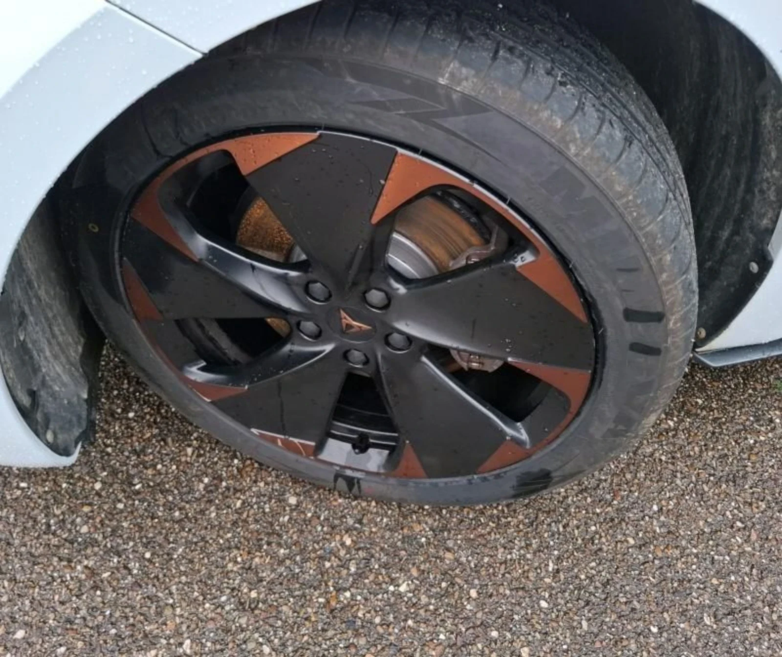 Cupra Born 62Kwh.150Kw.Kamera.Led.ACC.Navi, снимка 7 - Автомобили и джипове - 54210990