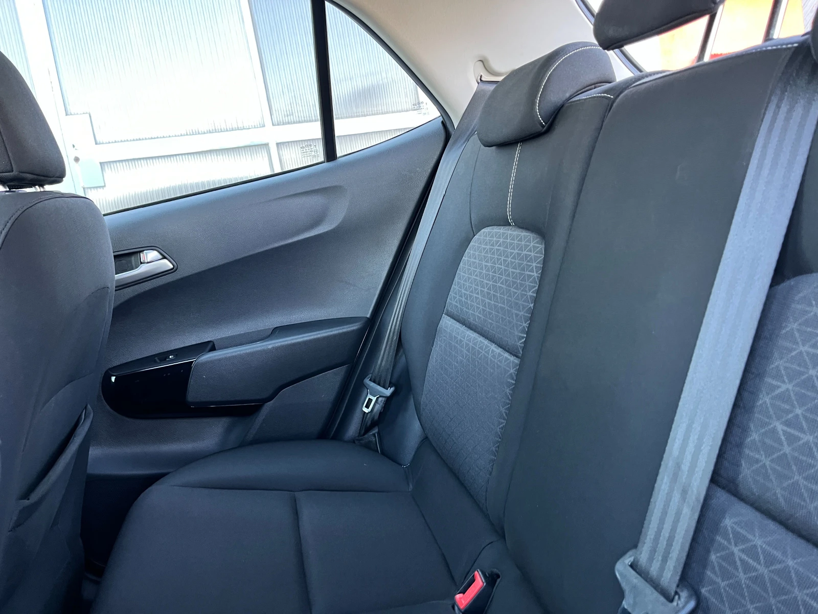 Kia Picanto 1.2i-LED-NAVI-FaceLift, снимка 7 - Автомобили и джипове - 54324205