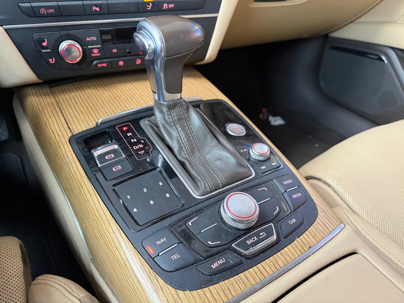 Audi A7 3.0BiTDI* RS7* MATRIX, снимка 14 - Автомобили и джипове - 54360544