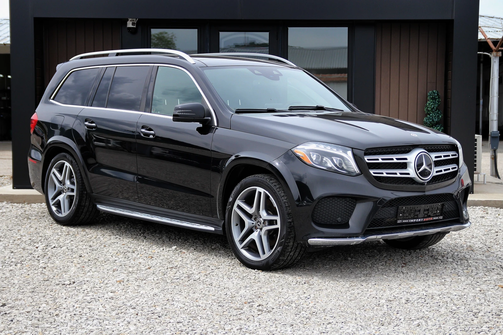 Mercedes-Benz GLS 450 AMG* 4-MATIC* MULTIBEAM, снимка 3 - Автомобили и джипове - 54475772