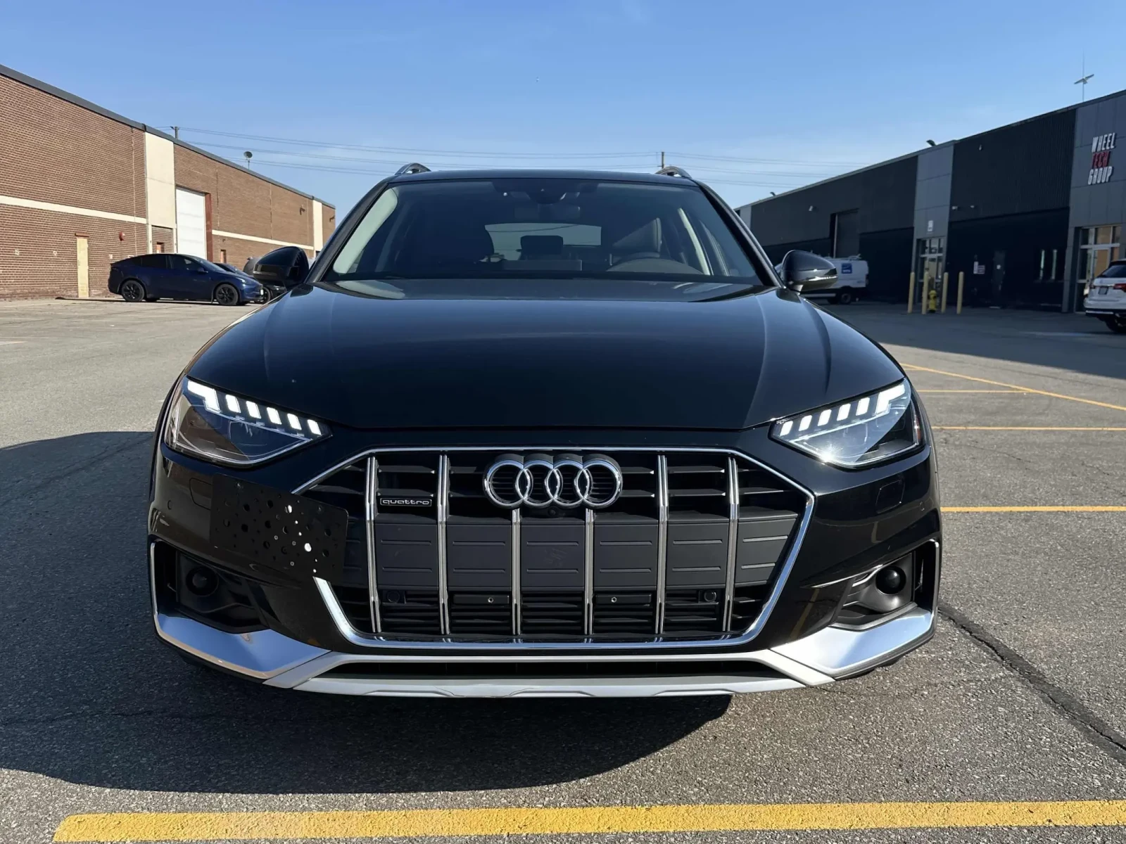 Audi A4 Allroad Progressiv * 2 КЛЮЧА * * CARFAX * АВТО КРЕДИТ * , снимка 2 - Автомобили и джипове - 54715271