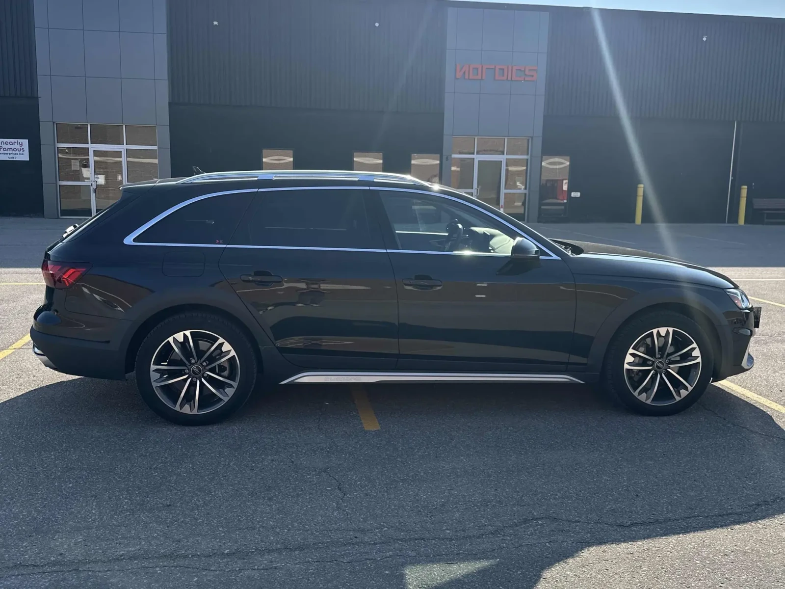 Audi A4 Allroad Progressiv * 2 КЛЮЧА * * CARFAX * АВТО КРЕДИТ * , снимка 4 - Автомобили и джипове - 54715271