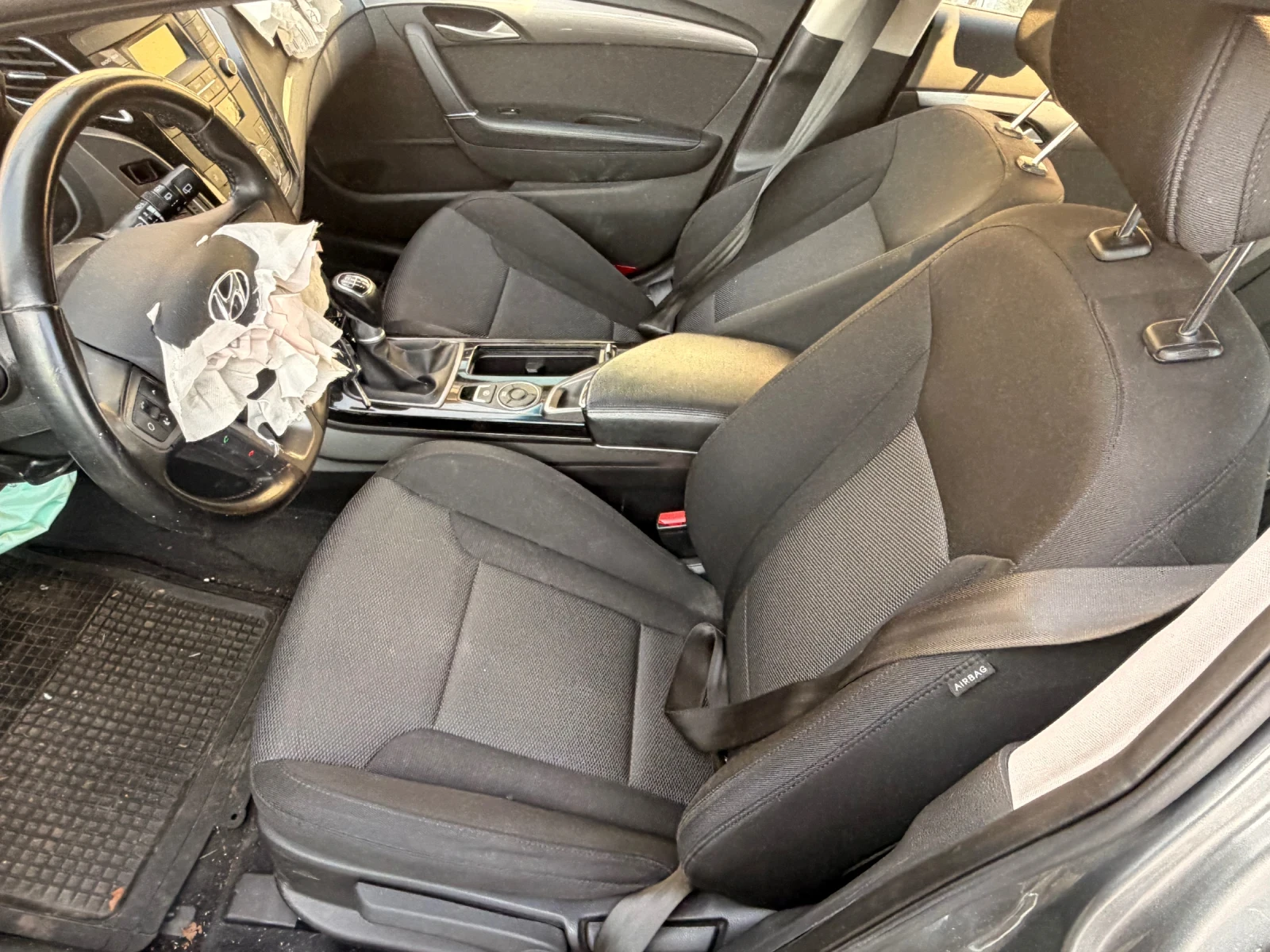 Hyundai I40 1.6GDI G4FD, снимка 6 - Автомобили и джипове - 55002377