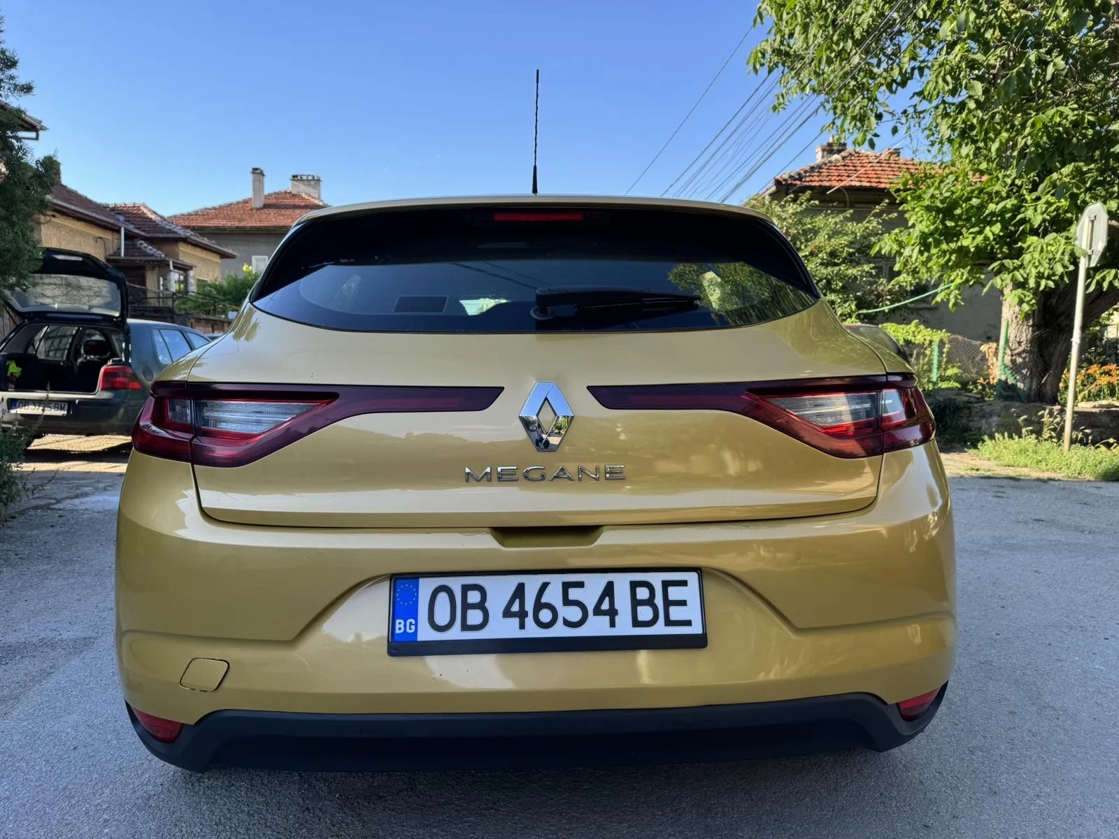Renault Megane, снимка 8 - Автомобили и джипове - 55002542