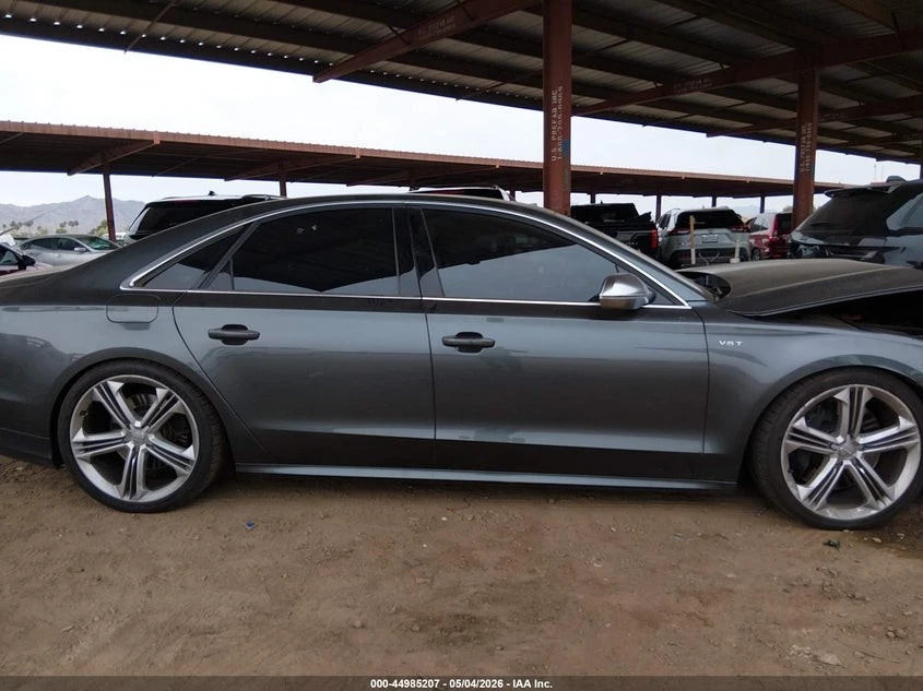 Audi S8 Автокредит Цена до България, снимка 8 - Автомобили и джипове - 55133894