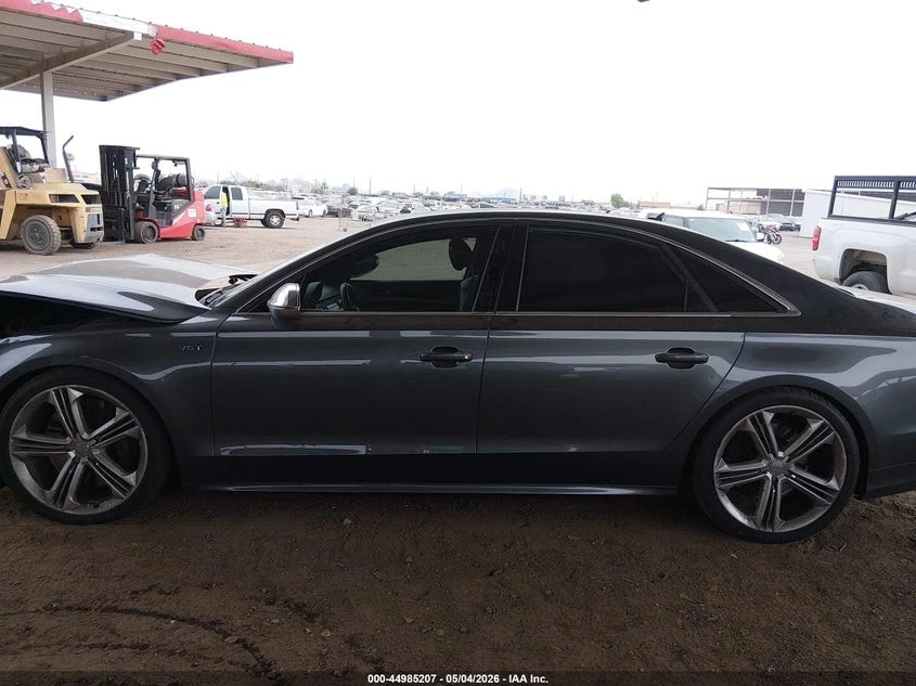 Audi S8 Автокредит Цена до България, снимка 7 - Автомобили и джипове - 55133894