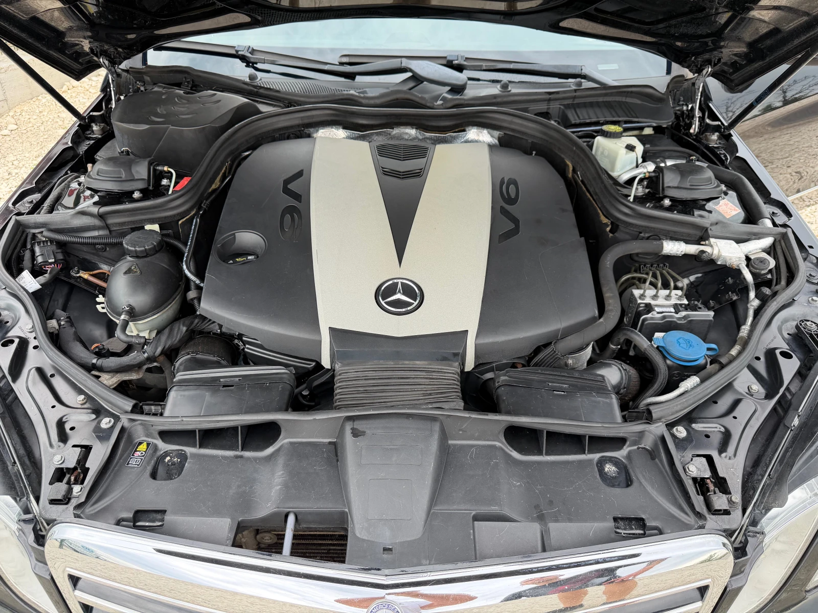 Mercedes-Benz E 350 AMG-232p.s-4Matic, снимка 15 - Автомобили и джипове - 55253811