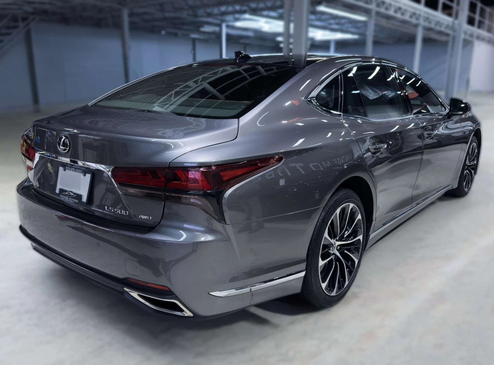 Lexus LS 500 / 4x4 / Кожа / Панорама / ЦЕНА до БГ, снимка 6 - Автомобили и джипове - 55435535