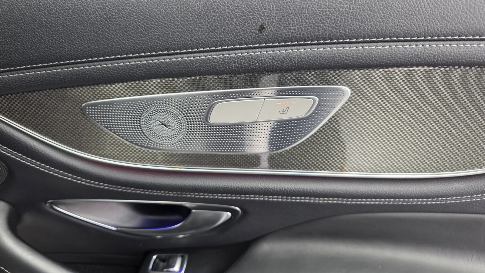 Mercedes-Benz CLS 300 CLS300d AMG Line | HUD | Панорама, снимка 16 - Автомобили и джипове - 55564233