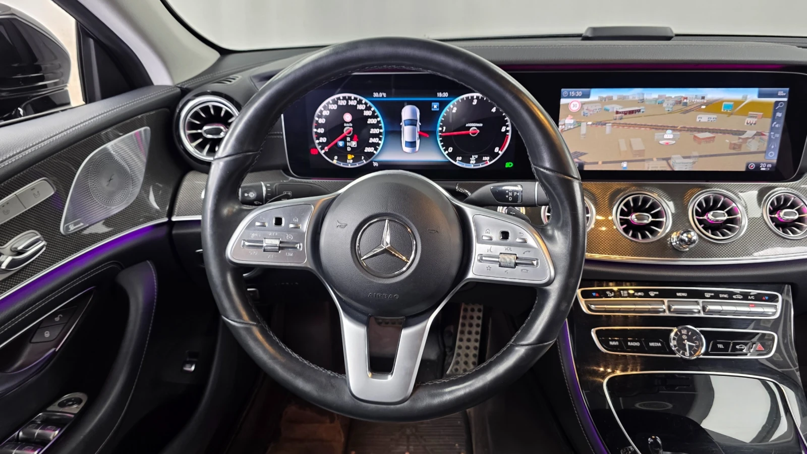 Mercedes-Benz CLS 300 CLS300d AMG Line | HUD | Панорама, снимка 12 - Автомобили и джипове - 55564233