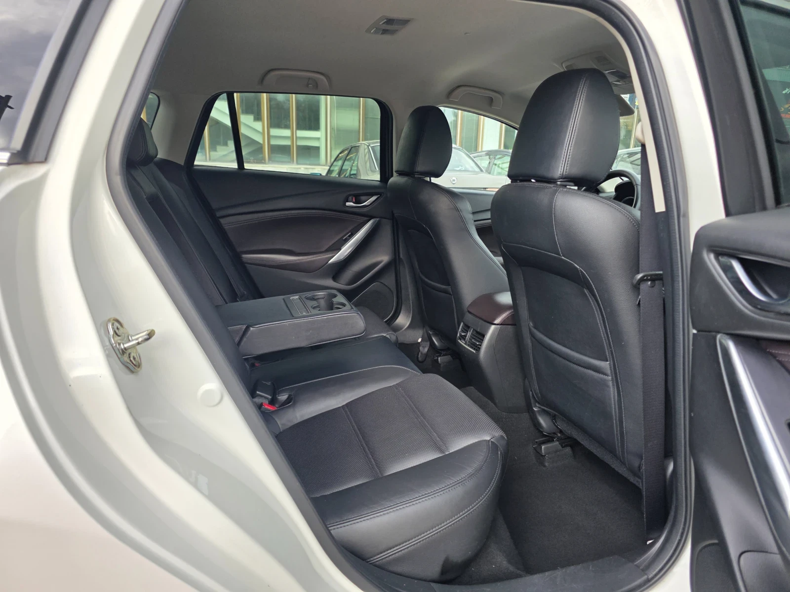 Mazda 6 2.2D 175k.c EURO 6, снимка 12 - Автомобили и джипове - 56092863