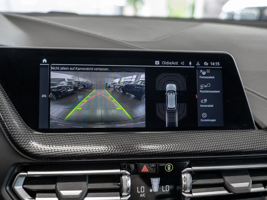 BMW 120 i/178HP/LUXURY/LED/CAM/NACI/LINEASSIST/891z, снимка 13 - Автомобили и джипове - 56115272