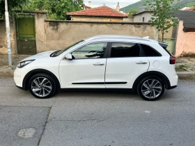 Kia Niro - 15000 € / 29337.45 лв. - 67747411 5