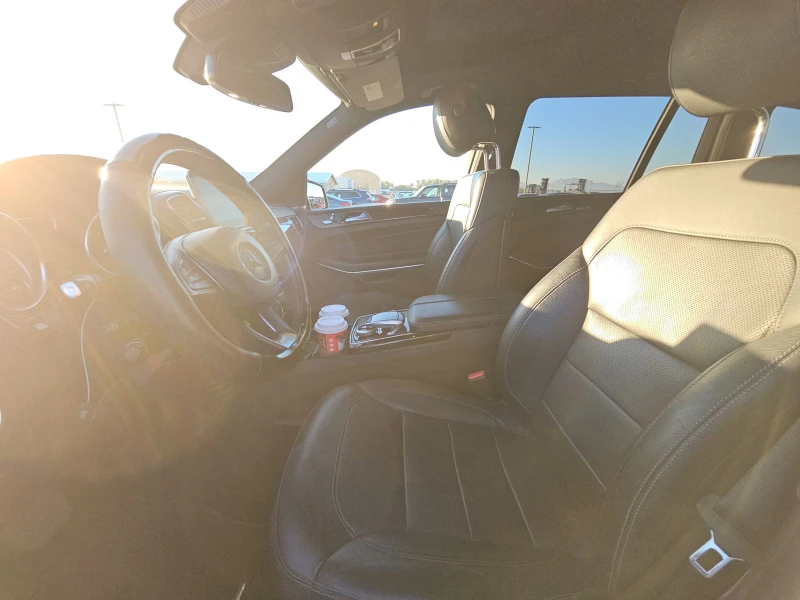 Mercedes-Benz GLS 500 AMG* PACK* ДИСТРОНИК* HARMON* KARDON* LANE* ASSIST, снимка 11 - Автомобили и джипове - 52645109