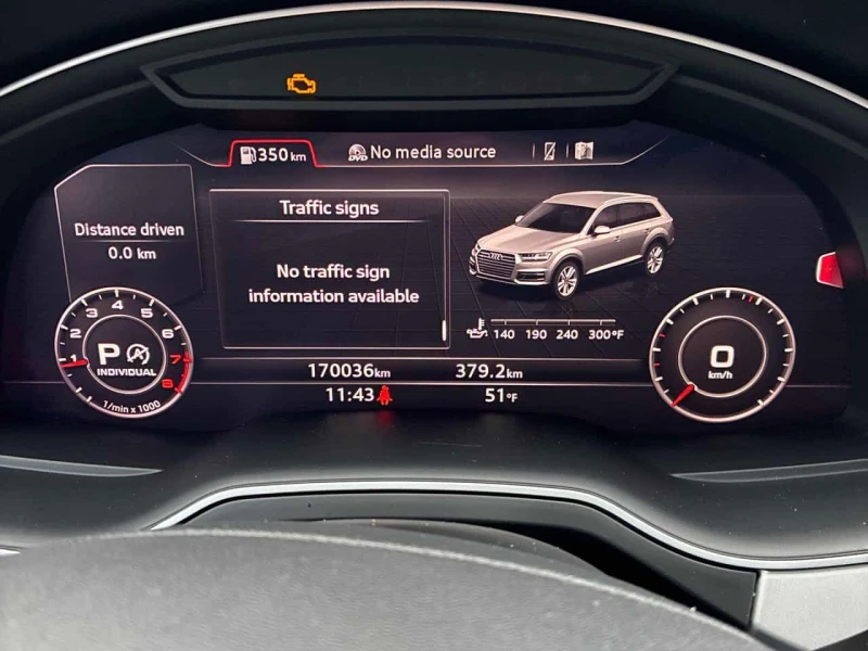 Audi Q7 Progressiv * CARFAX* 360 КАМЕРИ* ПАНОРАМА, снимка 8 - Автомобили и джипове - 53566579