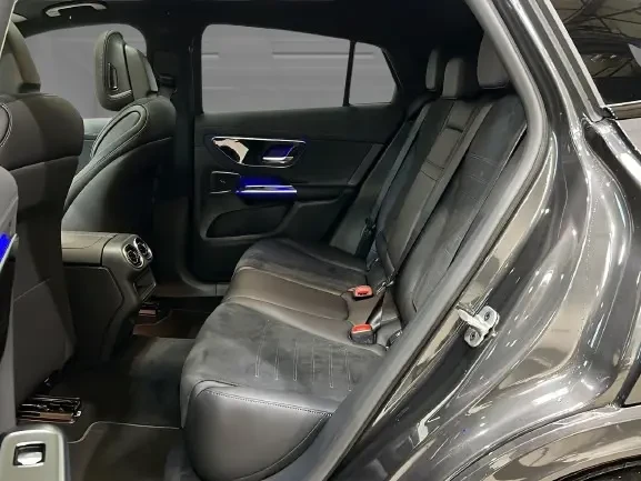 Mercedes-Benz GLC 220 d Coupe 4Matic = AMG Line = Advanced Plus Гаранция, снимка 11 - Автомобили и джипове - 53094799