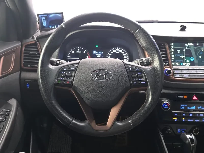 Hyundai Tucson НАВИГАЦИЯ/360 КАМЕРИ/ПОДГРЕВИ, снимка 12 - Автомобили и джипове - 56425601