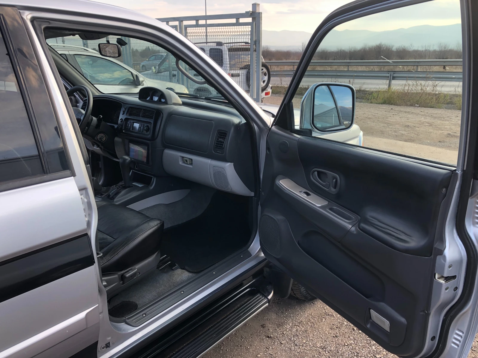 Mitsubishi Pajero sport 3.0 ГЪРЦИЯ ГАЗ НАВИГАЦИЯ КЛИМАТРОНИК | Mobile.bg — изображение 15