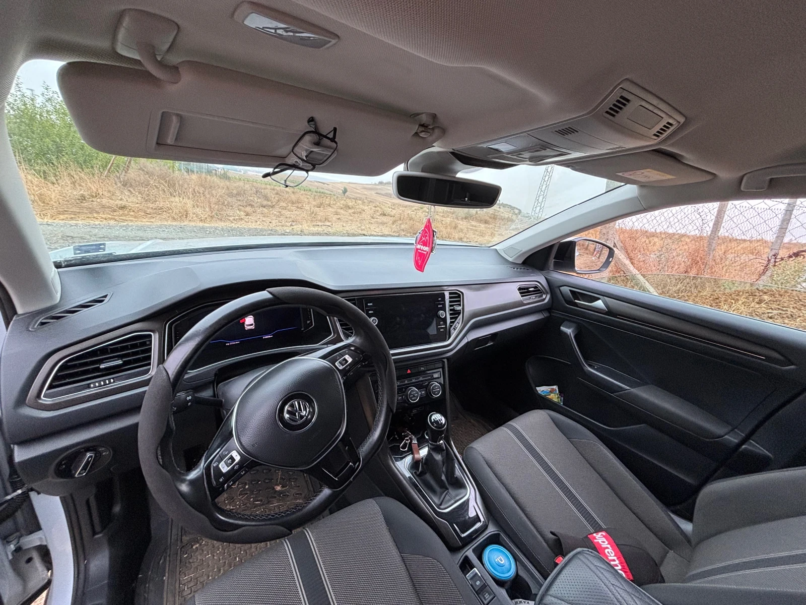 VW T-Roc  - изображение 10