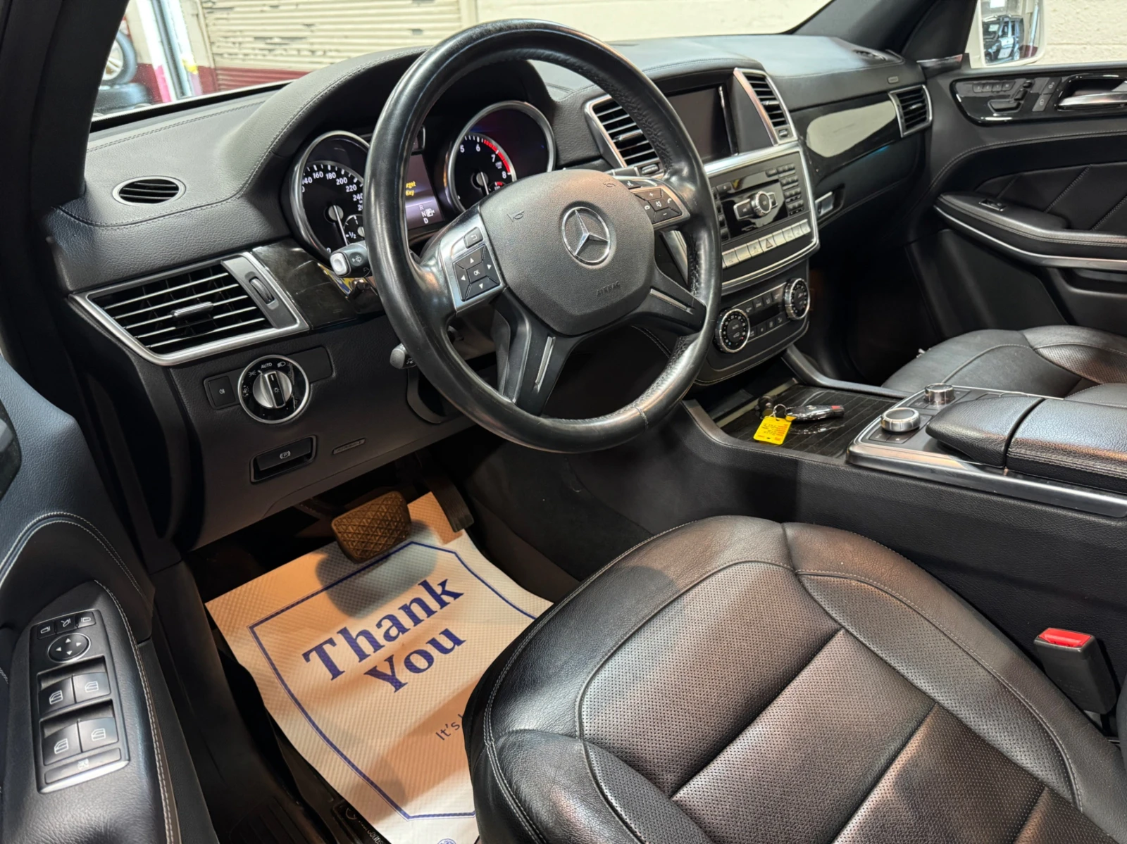 Mercedes-Benz GL 550 360 / PANO / HARMAN - изображение 7