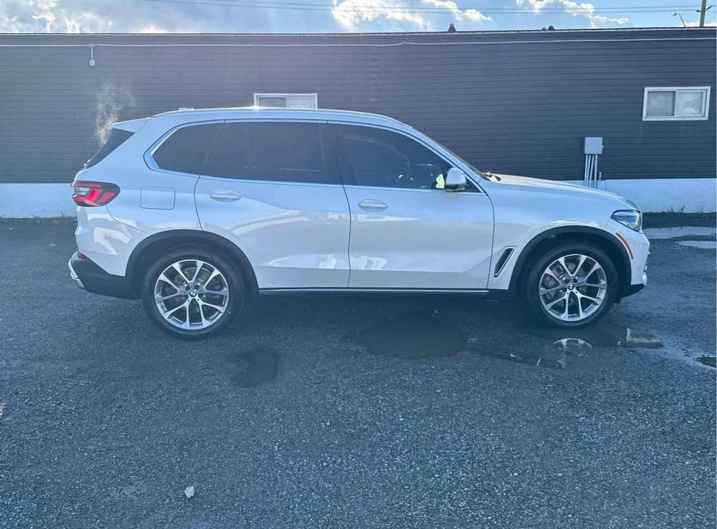 BMW X5 2022 xDrive40i * CARFAX * БЕЗ ПЪРВОНАЧАЛНА ВНОСКА - изображение 4